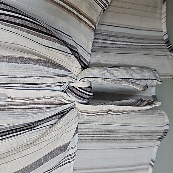 Fortune + Ivy Blake Coastal Cool tie button front striped Shirttail blouse large - Picture 7 of 11